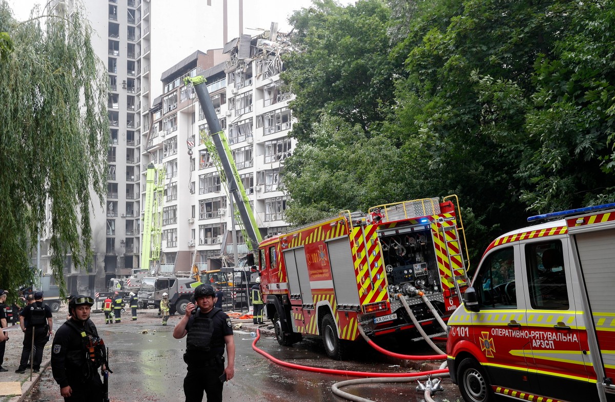 Kijów, 26 czerwca. W ostatnich dniach przybrał na sile rakietowy ostrzał ukraińskich miast