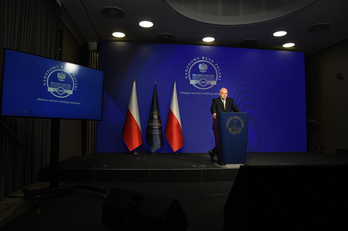 Kredytobiorcy z WIBOR odczuwają obniżki stóp. Inni wciąż czekają