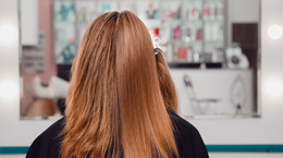Nanoplastia – prostowanie włosów