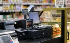 Godziny dla seniorów? 'Są nietrafione'