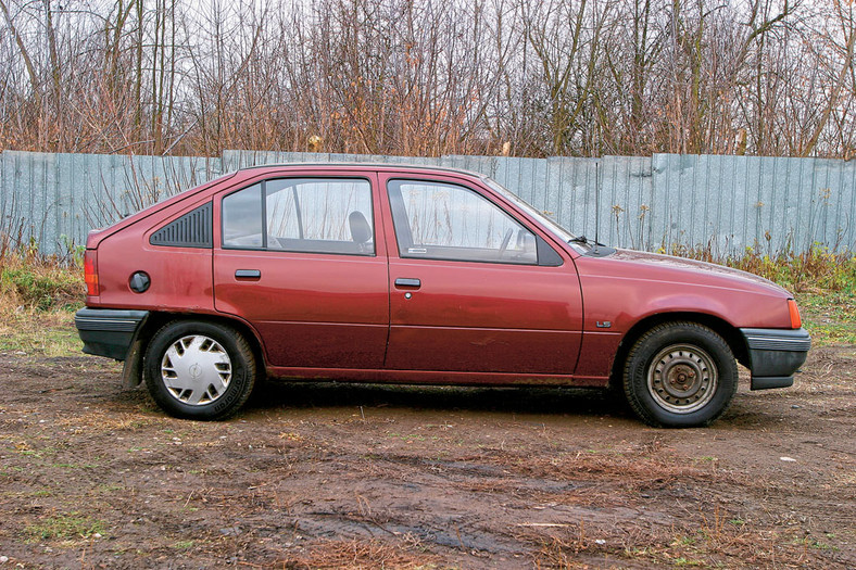 Opel Kadett 1.4/1991 r. Cena 850 zł