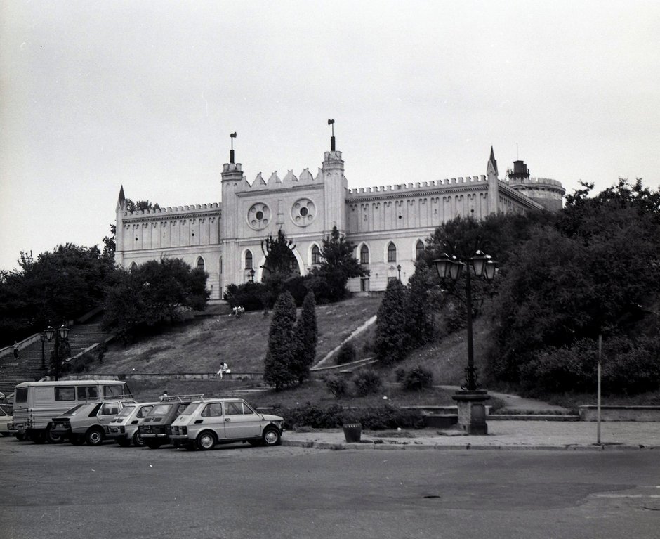 Rocznica wyborów 4 czerwca 1989. Znane miejsca w Polsce kiedyś i dziś