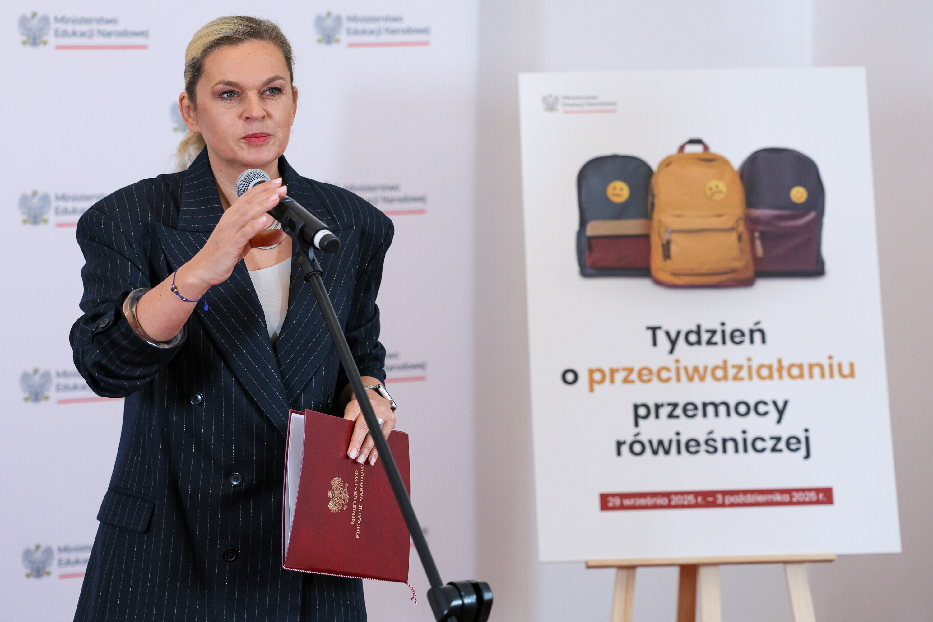 MEN wprowadza tygodnie przeciw przemocy w szkołach