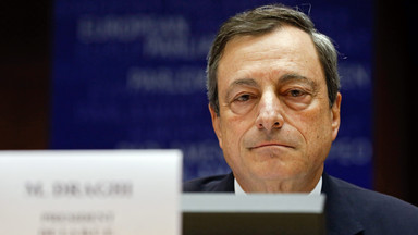 Szef EBC: wdrażanie QE idzie gładko; inflacja w górę pod koniec roku