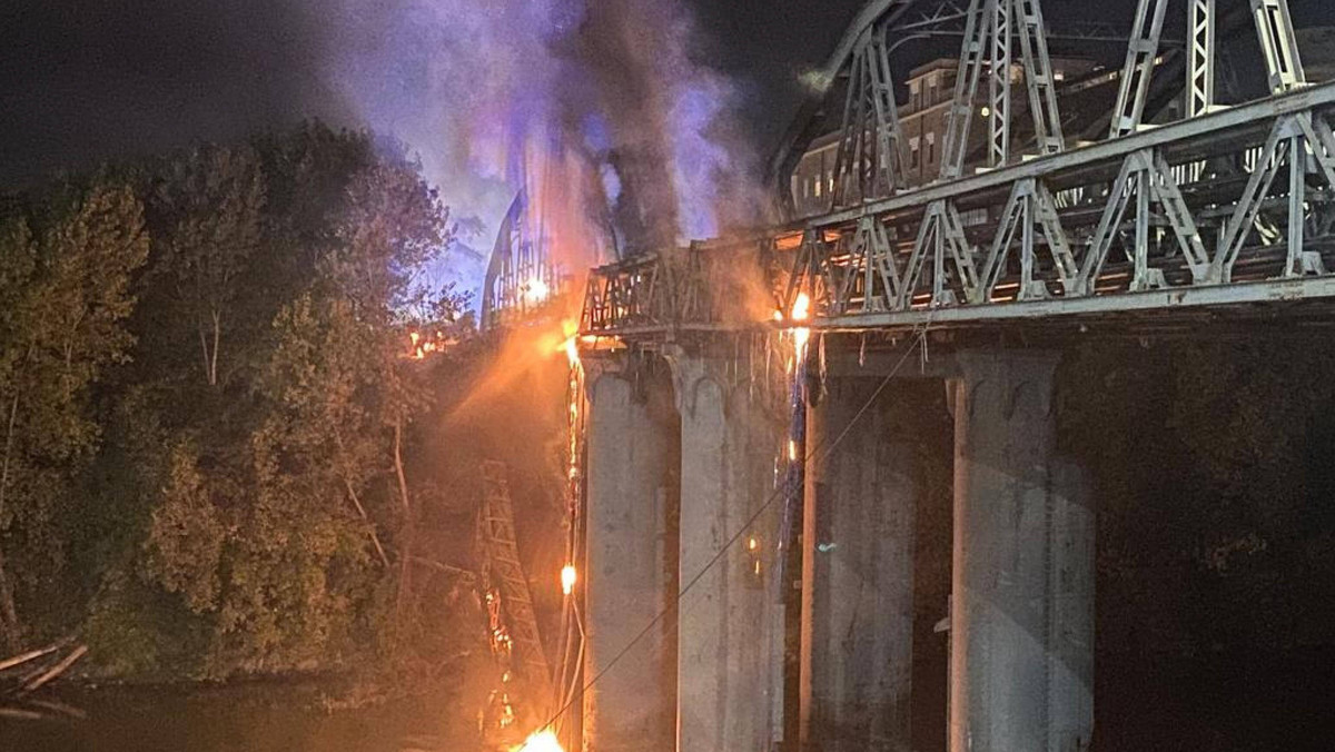 Pożar mostu Ponte di Ferro