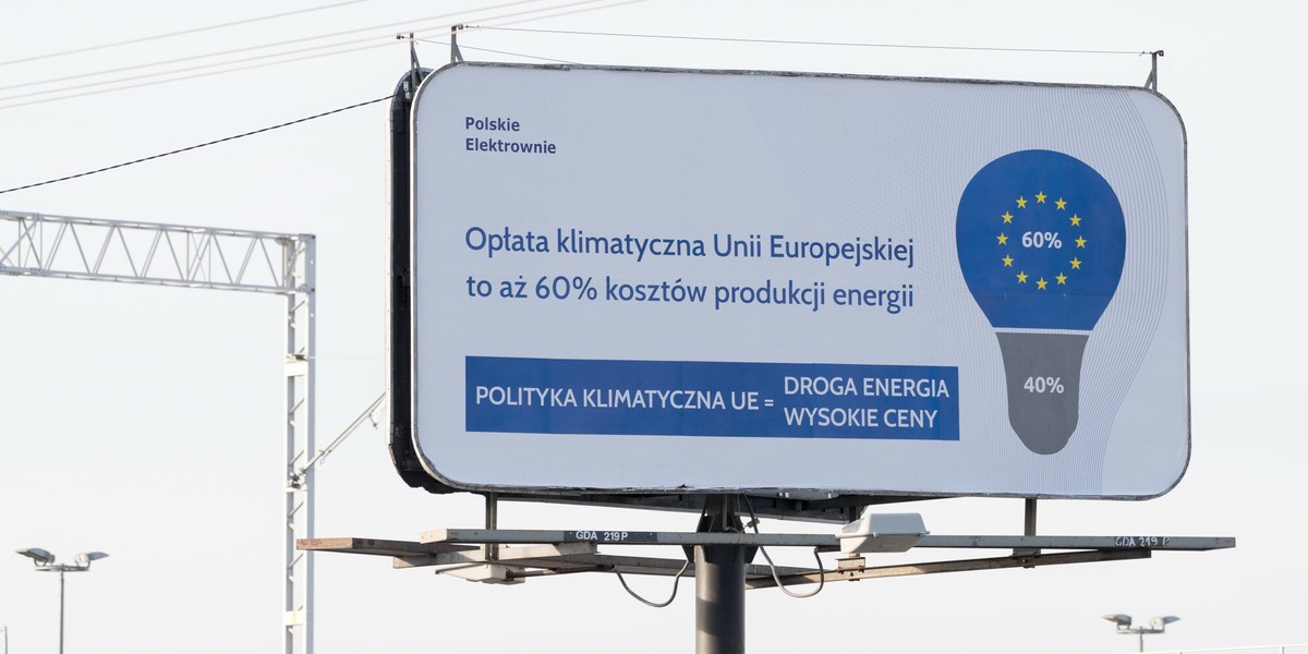 Kampania obarcza UE winą za rosnące ceny energii.