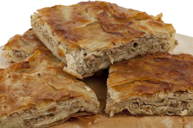 Pita sa mesom