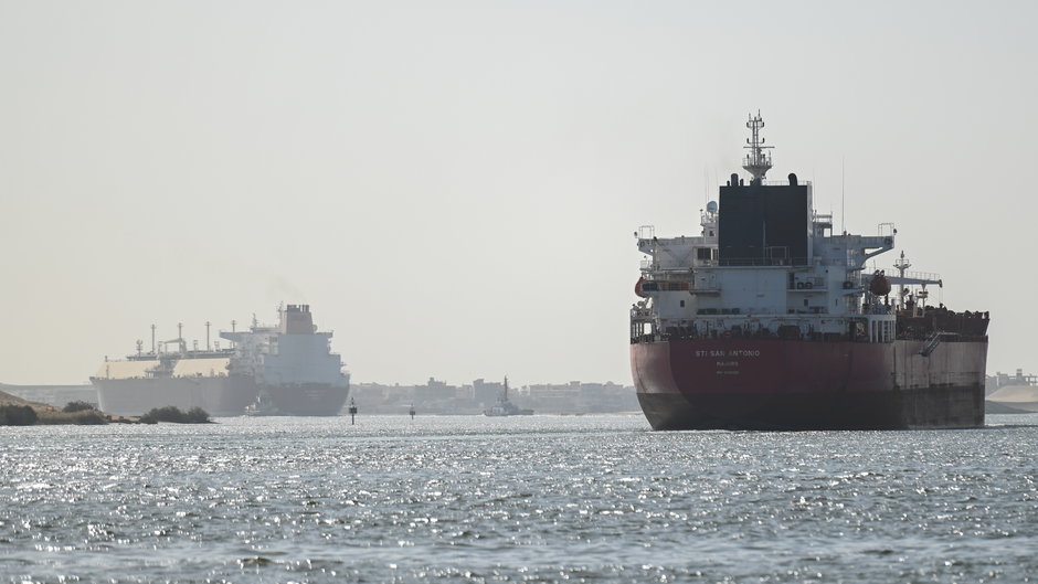 Statki przed Kanałem Sueskim na zdjęciu z 10 stycznia 2024 r. (zdjęcie ilustracyjne)