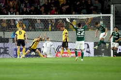 Legia w trzy minuty strzeliła dwa gole. Szkurin wreszcie trafił do siatki