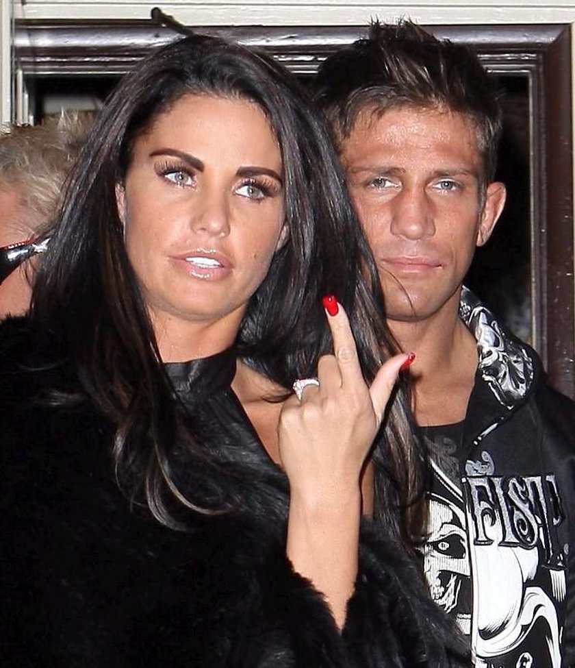 Szok! Katie Price wymęczyła niemowlęta