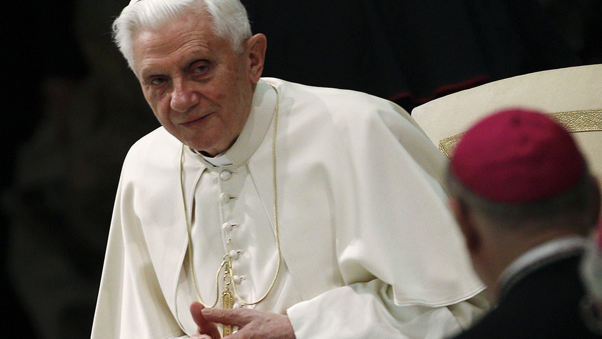 W sobotę 9 kwietnia Benedykt XVI obejrzy film dokumentalny "Jan Paweł II. Szukałem Was..." - poinformowali PAP twórcy dokumentu. Specjalna projekcja dla papieża i jego współpracowników odbędzie się w Sali Konsystorza w Watykanie.