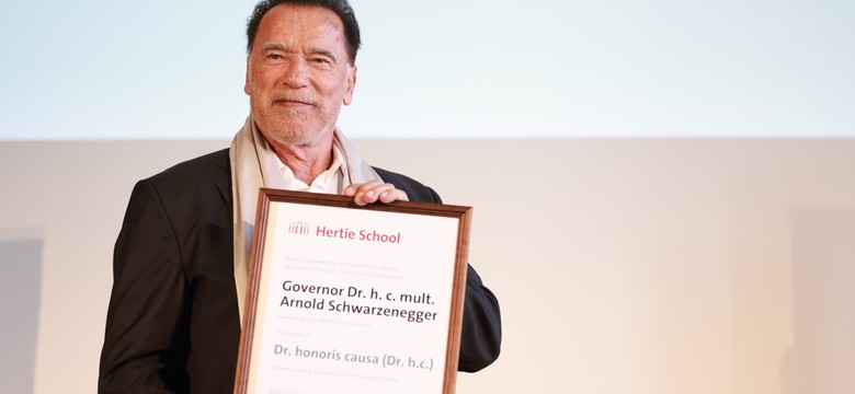 Arnold Schwarzenegger doktorem honoris causa