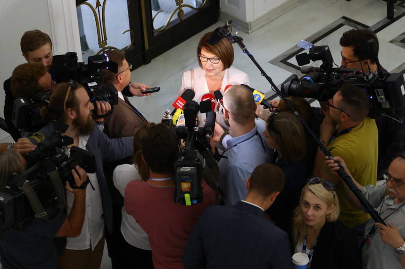 PO składa wniosek do komisji etyki ws. wypowiedzi Mazurek o zajściach w Radomiu