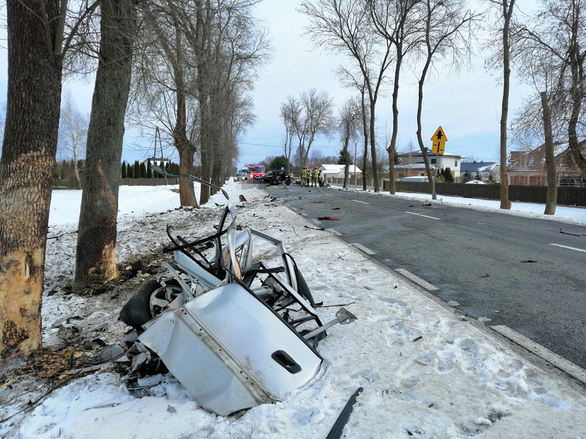 Tragiczny wypadek pod Wyszkowem. Nie żyje 35-letni kierowca