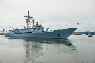 Polska fregata wyruszyła na misję NATO na Morze Śródziemne