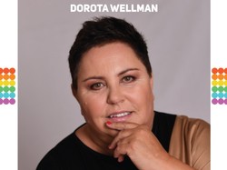 "Żaden prawdziwy rodzic nie odrzuca dziecka z powodu orientacji seksualnej". Dorota Wellman na okładce magazynu LGBT+