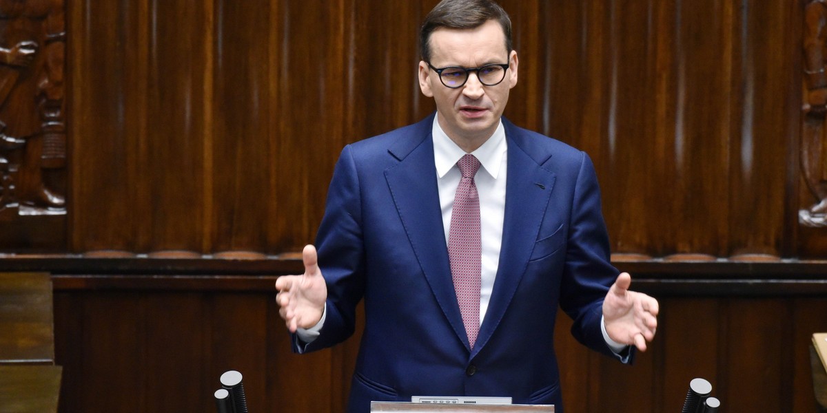 - Za czasów naszych pośredników WIBOR wynosił prawie 7 proc. - przerzucał piłeczkę Mateusz Morawiecki.