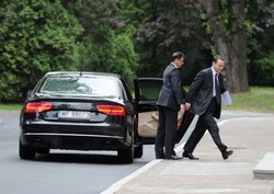 Urząd woli kupić auto, niż wynająć