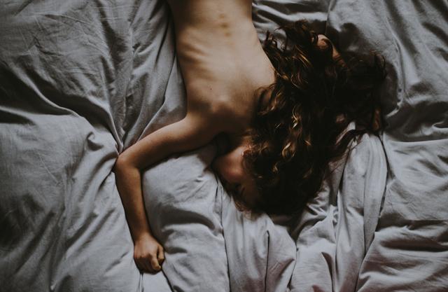 Orgazmus, maszturbálás - az igazi alvásterápia - Glamour
