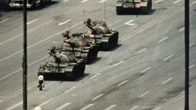 Nie żyje autor słynnego zdjęcia mężczyzny przed czołgami na Tiananmen