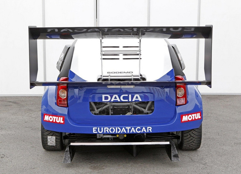 Dacia Duster z silnikiem od Nissana GT-R