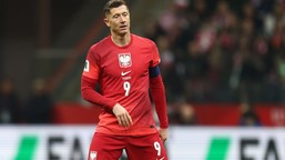 sensacyjne wieści bbc. robert lewandowski może trafić do "polskiego" klubu