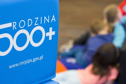 Minister cyfryzacji: wniosek o 500 plus złoży się sam