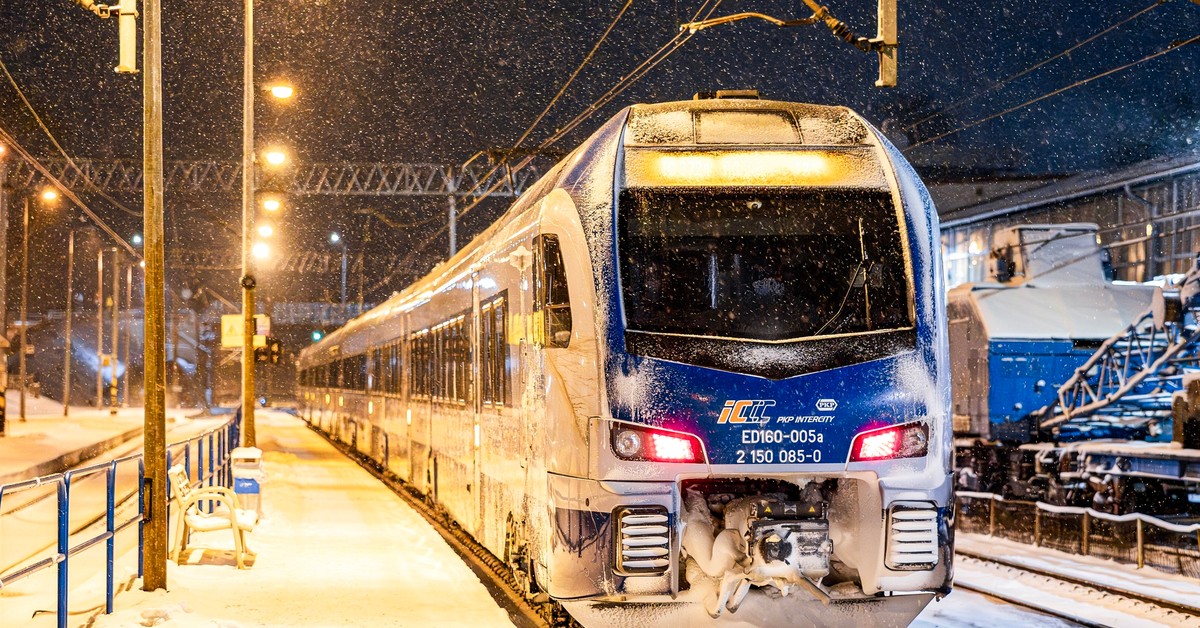 Koniec kolejowego paraliżu. PKP PLK: Wszystkie linie znów przejezdne