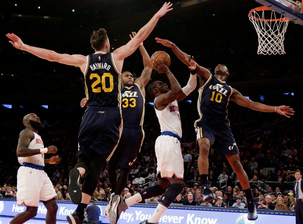 Liga NBA: Houston tylko o punkt lepsze od najgorszego zespołu ligi. Knicks przegrali z Jazz