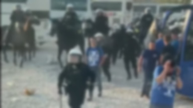 Starcie policji z kibicami przed Narodowym. Są nagrania. Dementi KSP ws. użycia gazu