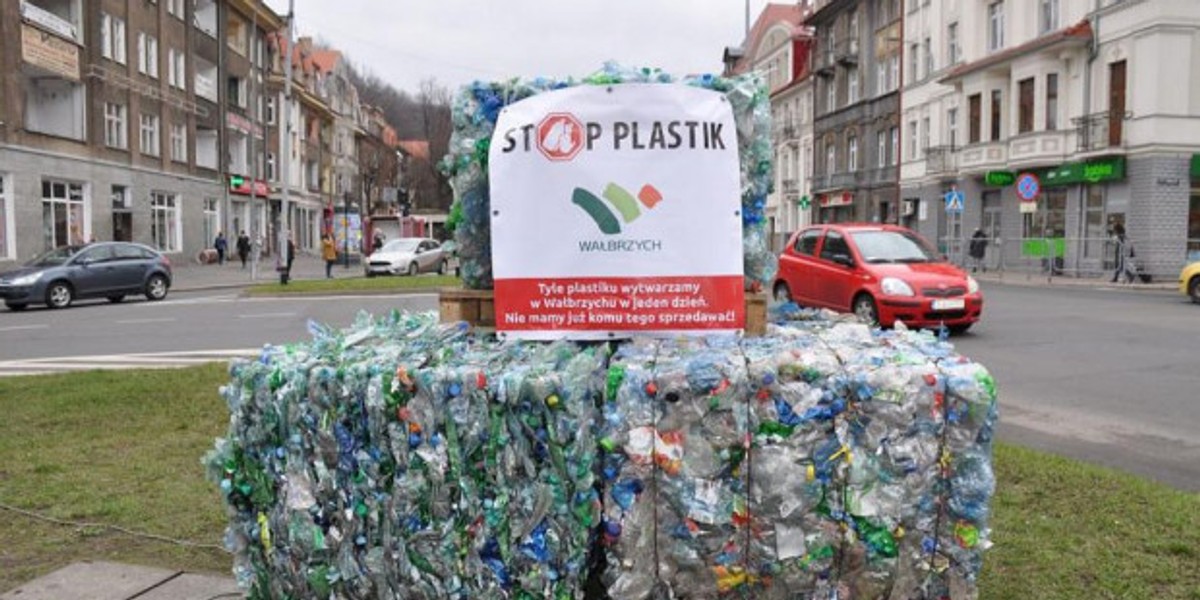 stop plastik instalacja