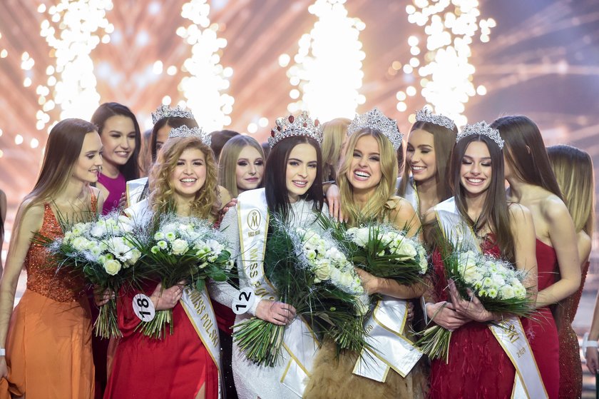 Miss Polski 2020. Na scenie piękne kandydatki i gwiazdy show-biznesu. Zobacz zdjęcia z finałowej gali!