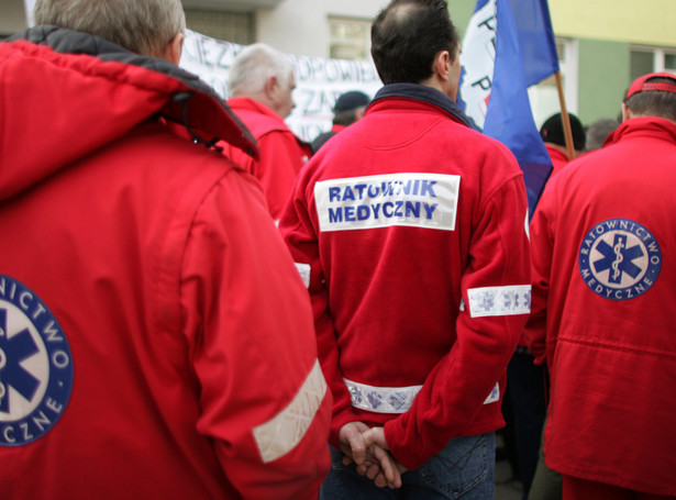 Łódzkie pogotowie wysyła ankiety... zmarłym