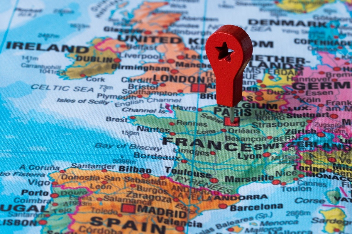 Odszkodowanie otrzymane przez polskiego rezydenta podatkowego za pracę we Francji podlega opodatkowaniu w Polsce