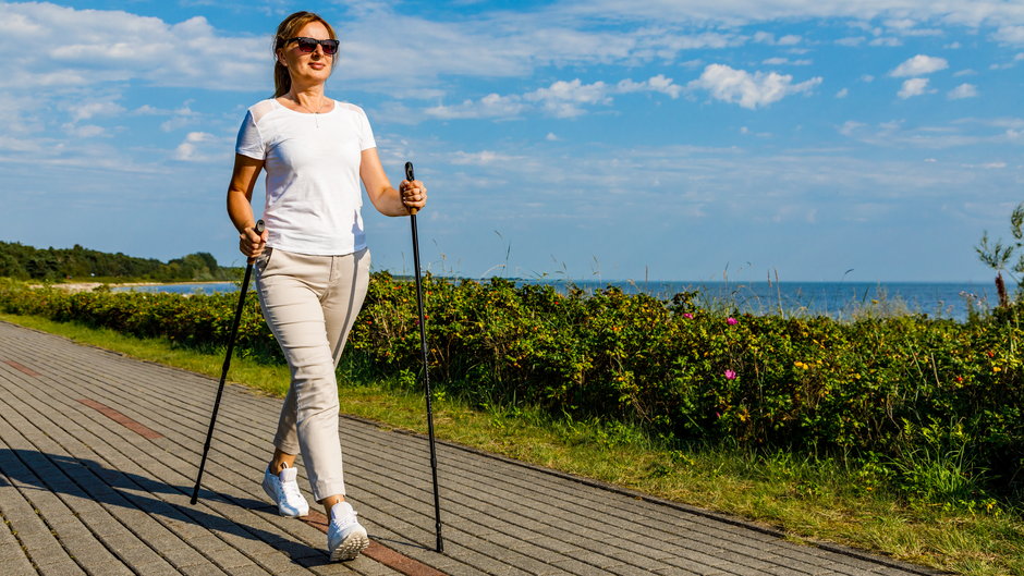 Nordic walking to idealna dyscyplina sportu dla niemal każdego