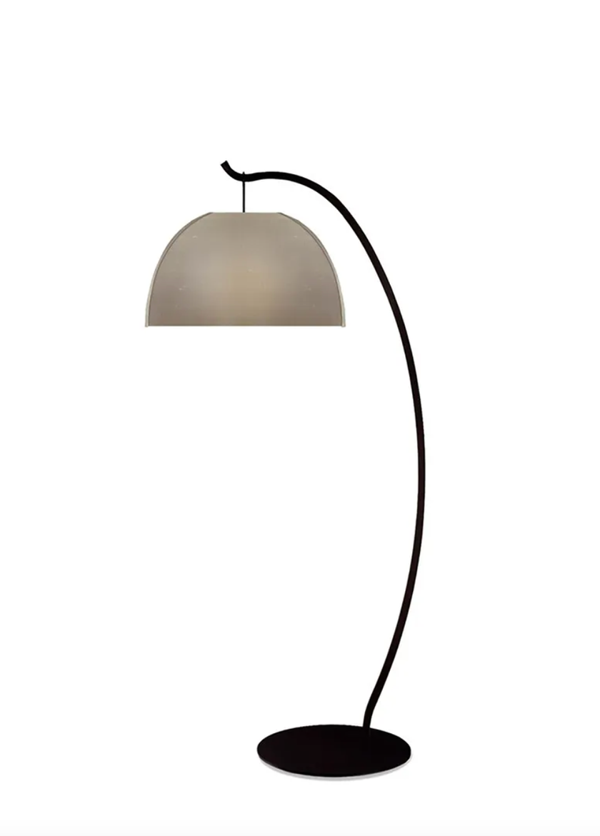 «Aladino»-Stehlampe mit Sockel und Ständer aus Metall und Stoff-Lampenschirm im Pagodenstil von Armani Casa. Preis auf Anfrage.