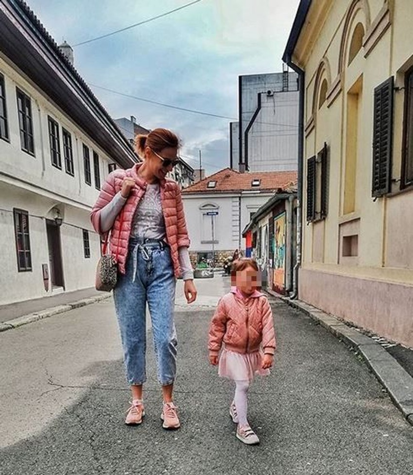Marija Veljković sa ćerkom