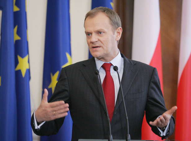 Tusk: PiS chce zadłużyć każdy polski dom