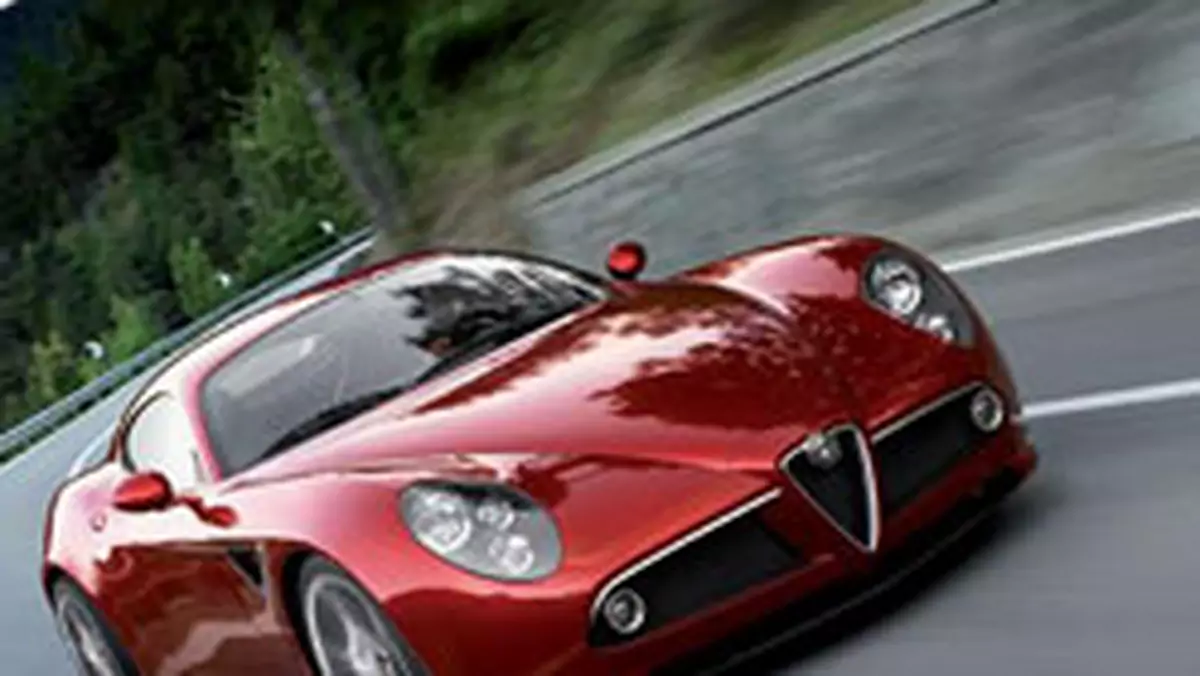 Alfa Romeo prezentuje w Bolonii 8C Competizione i system Q2