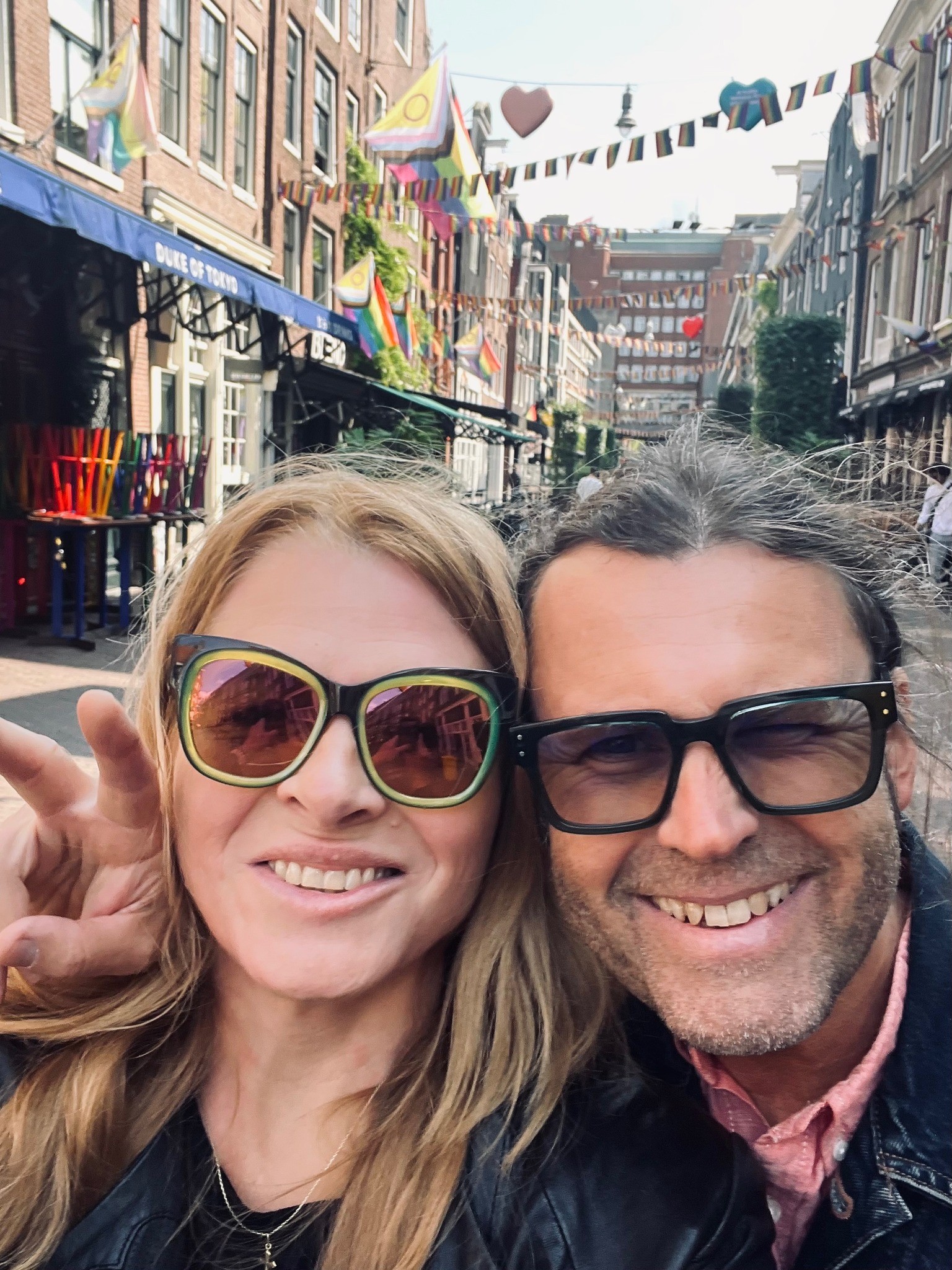 Český spevák Jindřich Tolar s manželkou. 