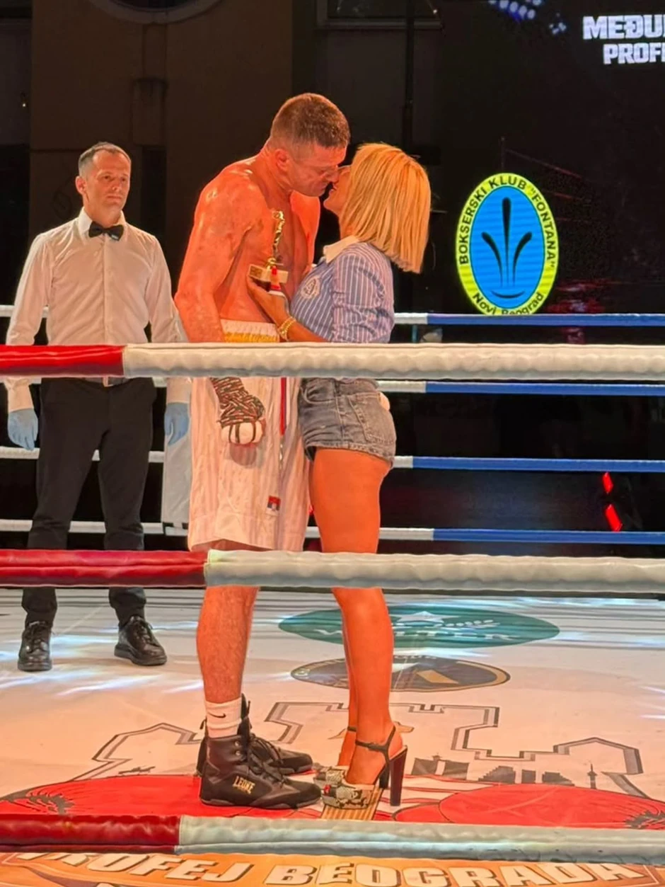 Jovana Jeremić i Tigar