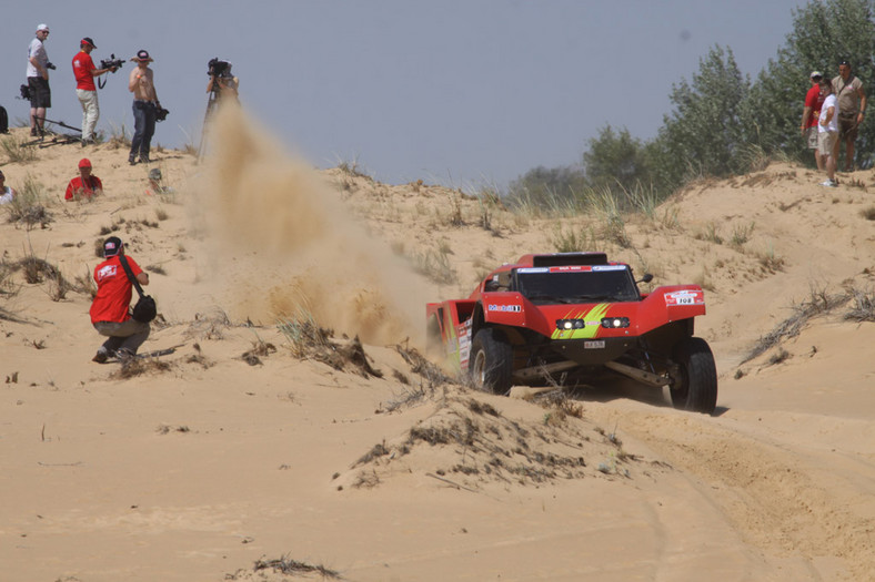 Silk Way Rally: wyprawa jedwabnym szlakiem