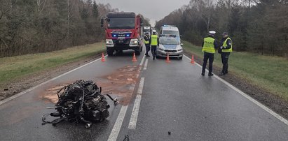 Tragedia na prostej drodze. Volkswagen zderzył się z traktorem. Są ofiary