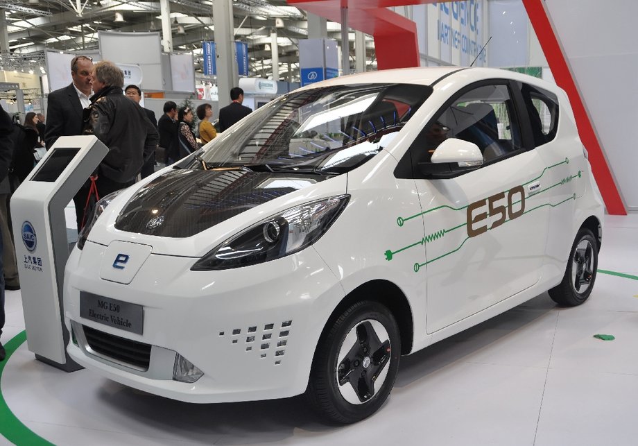 Model Roewe E50