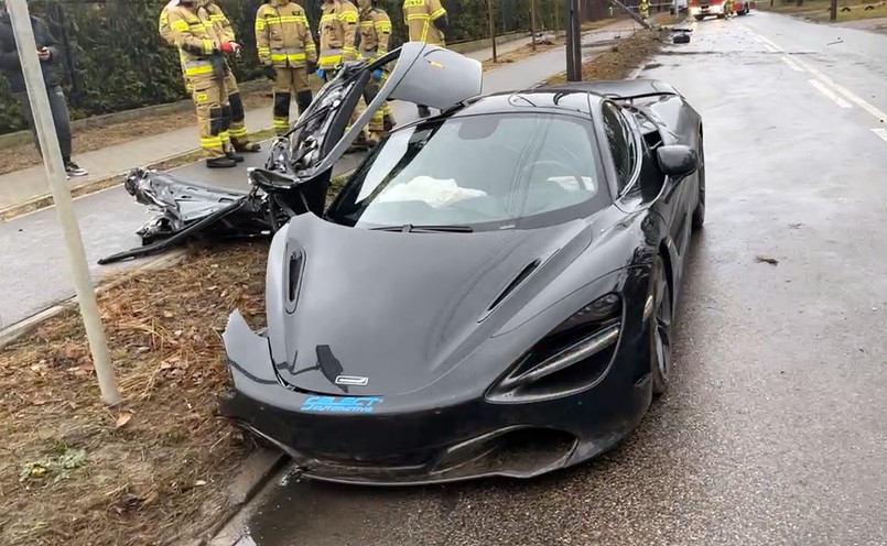 McLaren 720S rozbity w Otwocku