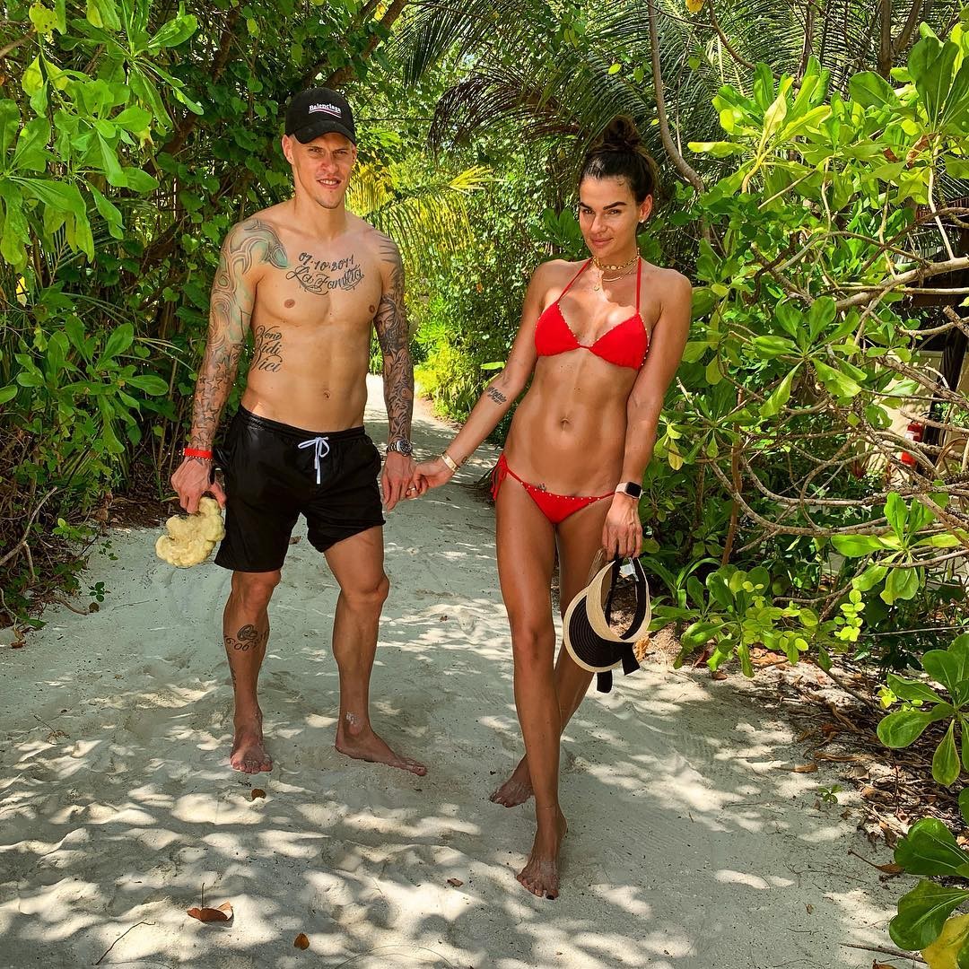Martin Škrtel so ženou.