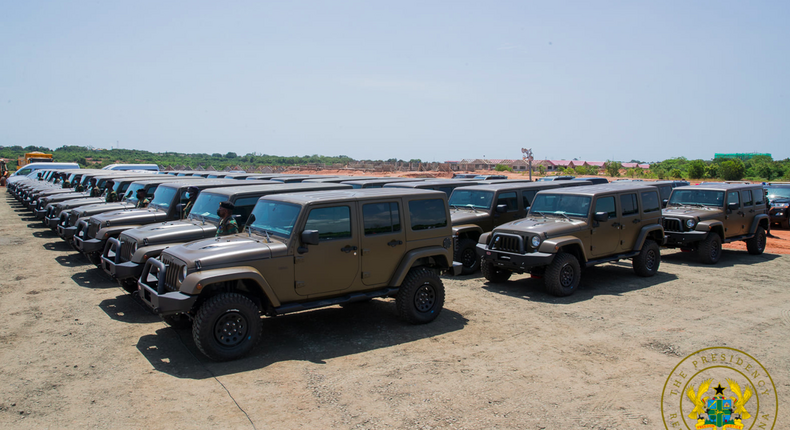 Akufo-Addo presents vehicles to GAF