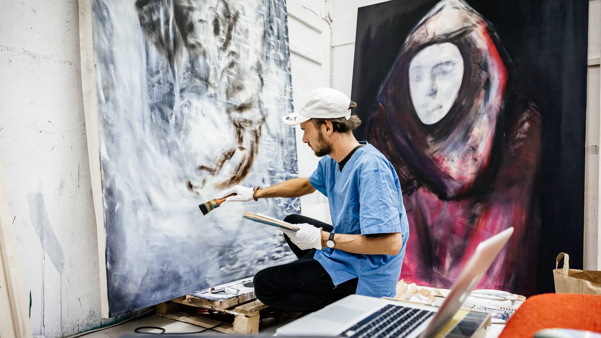 Wir haben eine KunstTherapeutin gefragt, warum Kunst so heilsam ist