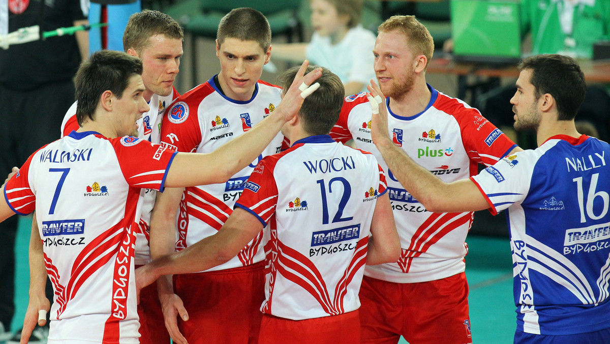 - Mamy wyrównany zespół i każdy element musi dobrze funkcjonować, żebyśmy osiągali korzystne rezultaty - przyznał w rozmowie z PlusLiga.pl Nikodem Wolański, rozgrywający Łuczniczki Bydgoszcz.