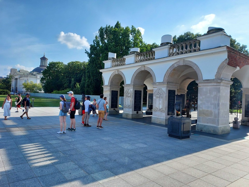 Przygotowania do prac ziemnych związanych z odbudową Pałacu Saskiego